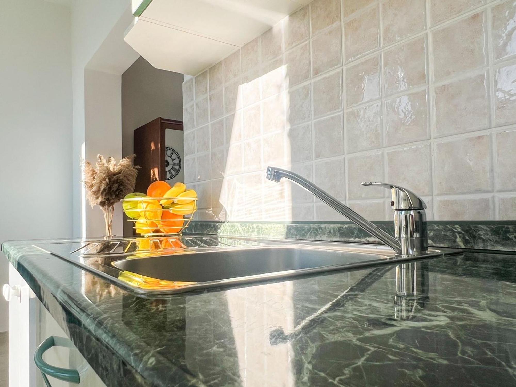 Apartment Holiday Makarska Ngoại thất bức ảnh