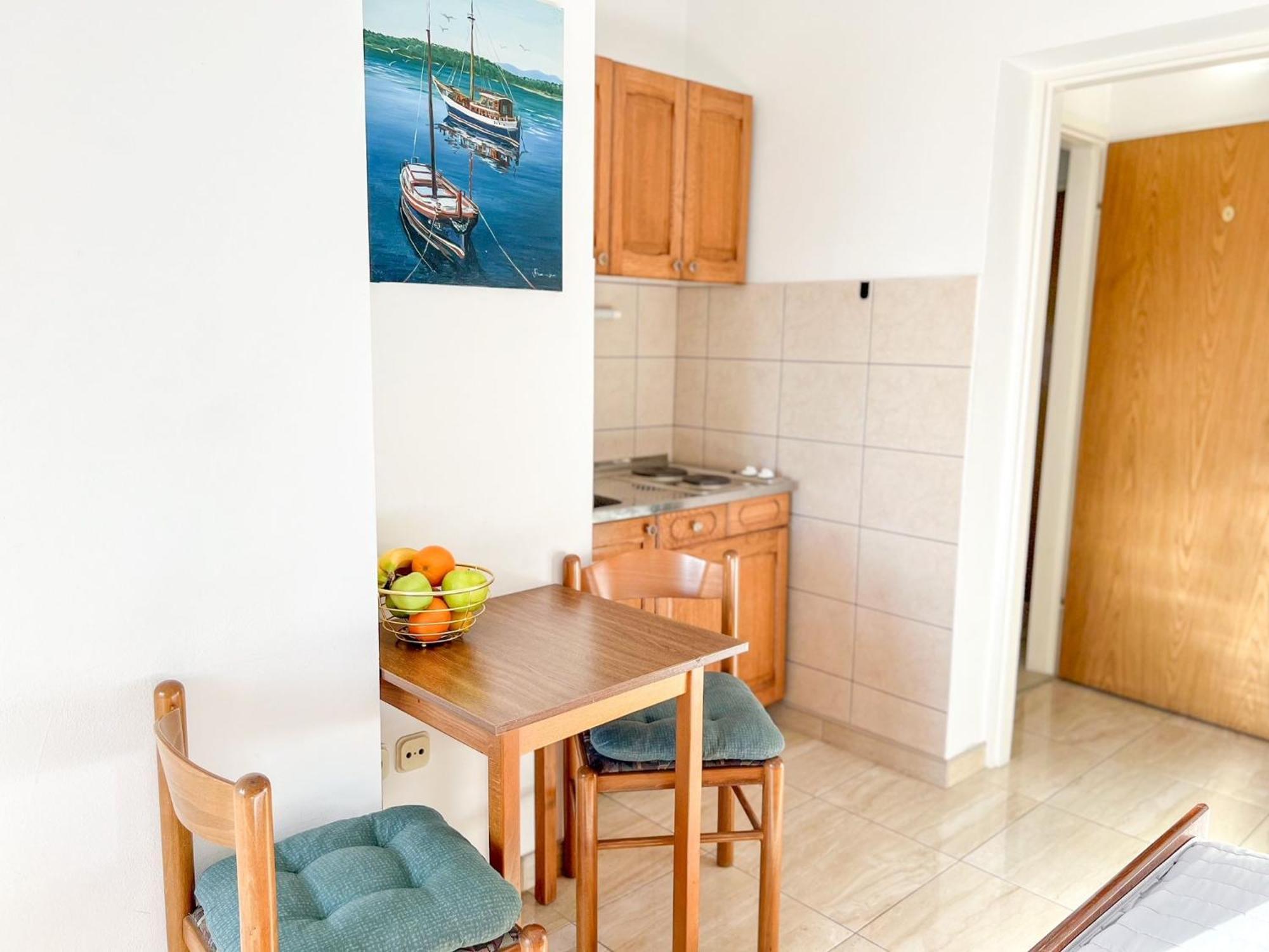 Apartment Holiday Makarska Ngoại thất bức ảnh